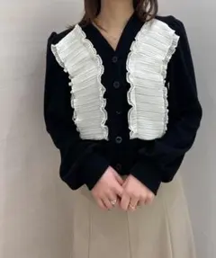 solleim ソルレム　ビックフリルバイカラーブラウス