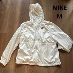 NIKE ナイロンジャケット　フード付き