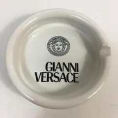 正規新古 限定 非売品 入手困難 VERSACE メデューサロゴ 灰皿 白 2026年最新】ヴェルサーチ 灰皿の人気アイテム - メルカリ