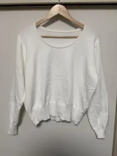 レディース　ニット　ホワイト