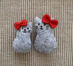 猫　フェルト　ブローチ　親子　2個セット