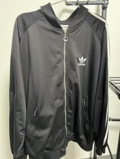 adidas ブラック ジップアップジャージ【最終値下げ】