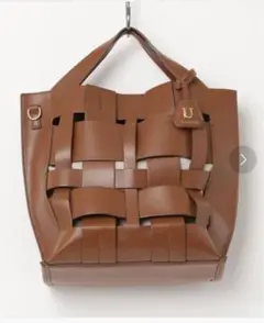 美品　U ハンドバッグ