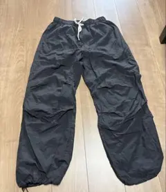 ダンケシェーン　Danke Schon　黒 ナイロン ワークパンツ Sサイズのサムネイル