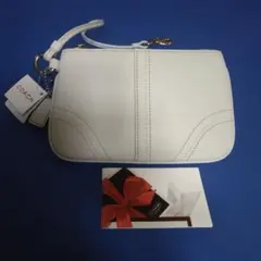 COACH ホワイトレザーポーチ　　新品未使用