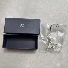 4℃ キーホルダー キーリング　ストラップ　 　 シルバー ストーン付き