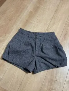 ショートパンツ　グレー　Mサイズ