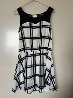 エムズエキサイト emsexcite ワンピース チェック リボン 白 黒