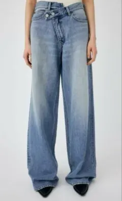 美品✨24年マウジー　CROSS WAIST WIDE STRAIGHT デニム