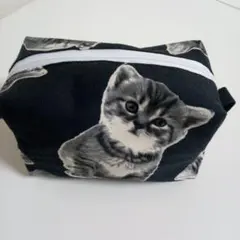 猫柄ボックスポーチ　ハンドメイド