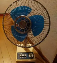 【レア動作品】昭和レトロ 日立 高級扇風機 20Cm M-6021A 60年代 レア動作品】昭和レトロ 日立 高級扇風機 20Cm M-6021A 60年代