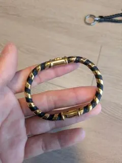 ロエベ　レザーツイスト ブレスレット　黒