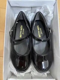 BETTY KIDS フォーマルシューズ 19.0 ブラック
