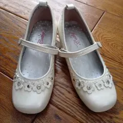 Item thumbnail for item 57694ef9-86de-43e1-b39d-0b43811b0163