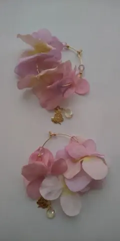 ディズニープリンセス フープピアス リングピアス ピンク花 アリエル？