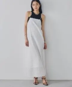 新品タグ付き　Aunt Marie's ジャガードバッククロスキャミワンピース