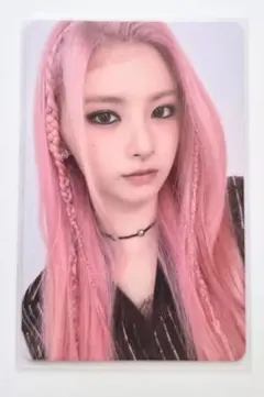 EVERGLOW イロン YIREN ALL MY GIRLS トレカ