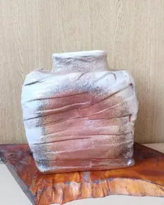 壷 茶色 花瓶 花器