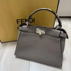 Fendi フェンディ セレリア ピーカブー ミニ