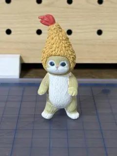 mofusand えびにゃんフィギュア　えびふらい　クリームのサムネイル
