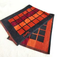 YSL イヴ・サンローラン　格子模様フェイスタオル