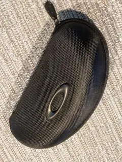 Oakley メガネケース 仕切り付き！