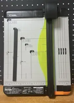 裁断機 IDEAL ペーパーカッター A4 IP-1133 - メルカリ