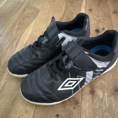 ゆ*う様 umbro サッカーシューズ ブラック