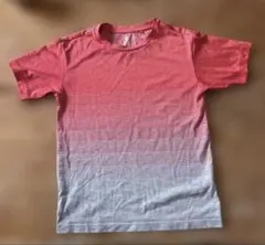 ユニクロ　140 Tシャツ