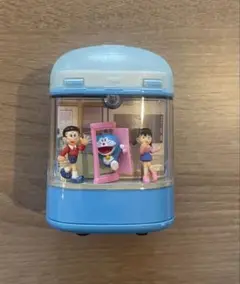 ドラえもん 鉛筆削り フィギュア 昭和レトロ 昭和レトロ】 小学館 小学一年生 ドラえもん 鉛筆削り - メルカリ