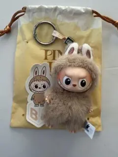 POPMART PIN FOR LOVE イニシャルラブブ【Ｂ】