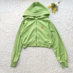 エムズエキサイト　刺繍ロゴ入りパーカー　F 黄緑　クロップド丈　薄手　羽織　秋
