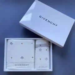新品 GIVENCHY タオルセット ホワイト ロゴ刺繍のサムネイル