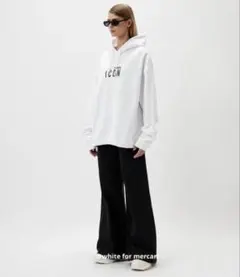 カナダ百貨店購入 定価7万 Dsquared2 大きなフードが可愛いロゴパーカー