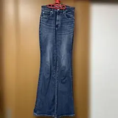 MOUSSY マウジー　MVS　ブラック　ブーツカットデニム　26 MOUSSY（マウジー）の「MVS BLACK FLARE（デニムパンツ）」 - WEAR