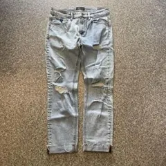 【H6】 Bershka Denim スキニーフィット ダメージジーンズのサムネイル