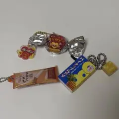 ミニチュアチャーム お菓子セット ボノボン きなこもちアイス バイナップルアメ