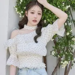 2WAYワンショル半袖フリルブラウスのサムネイル