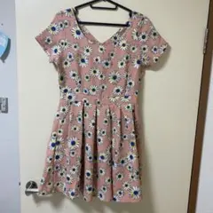 セシルマクビー膝丈ワンピース　半袖　花柄