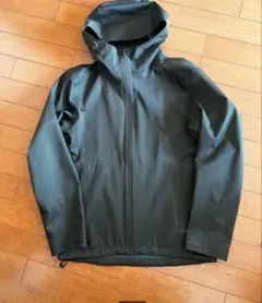 ユニクロ マウンテンパーカー