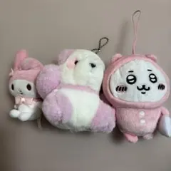 マイメロディ、ちいかわ、パンダ、ねこピンクのぬいぐるみキーホルダーセット