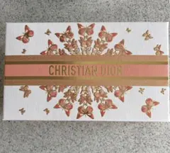 最新　DIOR ディオール　ギフトボックス 蝶のデザイン　ノベルティ　母の日