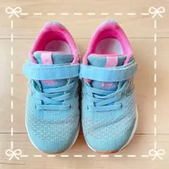 ニューバランス　スニーカー　水色　15cm
