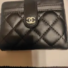 CHANEL 二つ折り財布 マトラッセ ノベルティ