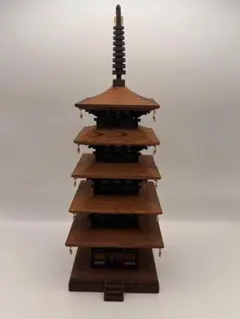 【補修品】法隆寺五重塔模型　紫檀製　秀風作　高さ約７１ｃｍ 補修品】法隆寺五重塔模型 紫檀製 秀風作 高さ約71cm - メルカリ