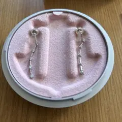 デビアス✴︎DIAMOND LINE ピアスのサムネイル