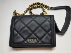 guess キルティングショルダーバッグ