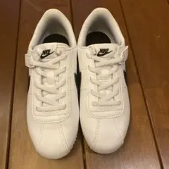 NIKE キッズスニーカー ホワイト/ブラック ベルクロ　20.5センチ