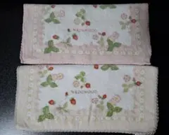 WEDGWOOD ワイルドストロベリー タオル地ハンカチ 2枚セット
