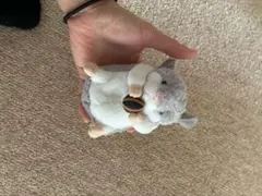 ハムスターちゃん　ぬいぐるみ グレー